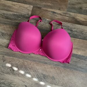 Victoria's Secret Pink Lace-Trim push-up bra